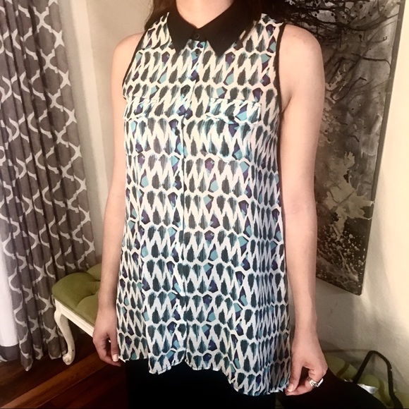 BCBG sheer collared sleeveless button down hi-lo shirt - Picture 8 of 8